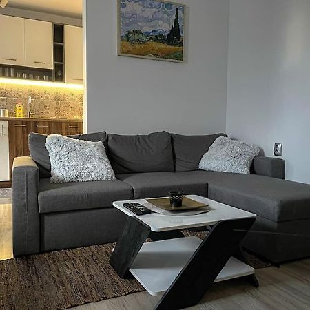 Апартаменты A Flat For A Great Start София Экстерьер фото