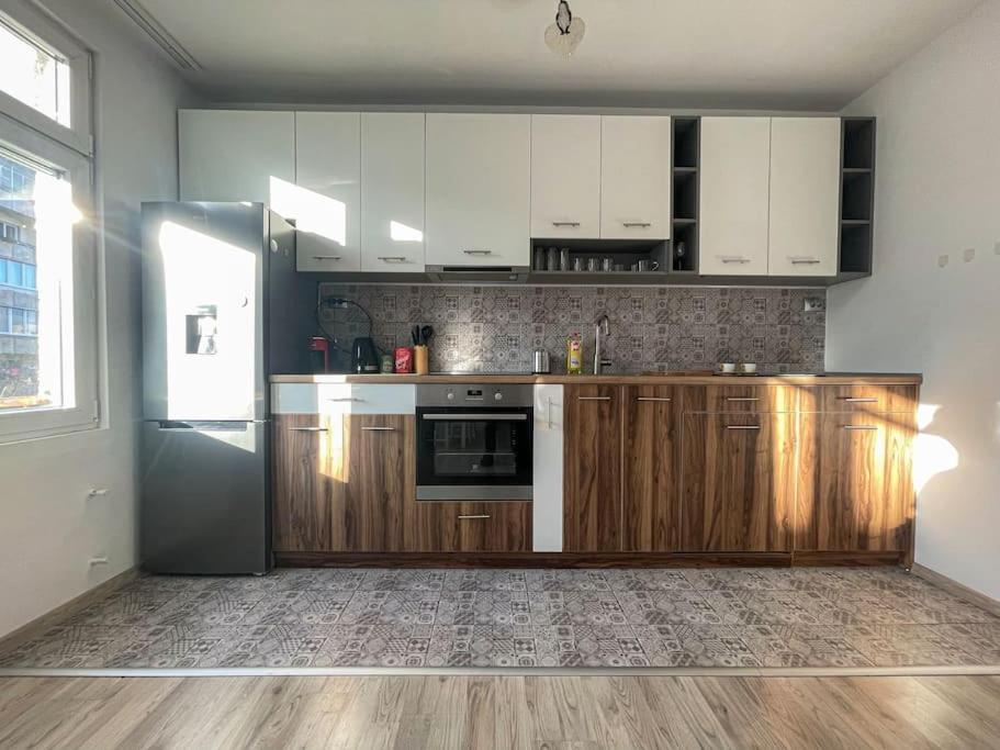 Апартаменты A Flat For A Great Start София Экстерьер фото